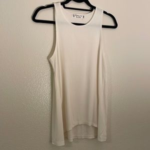 Fighting Eel Tank Oli